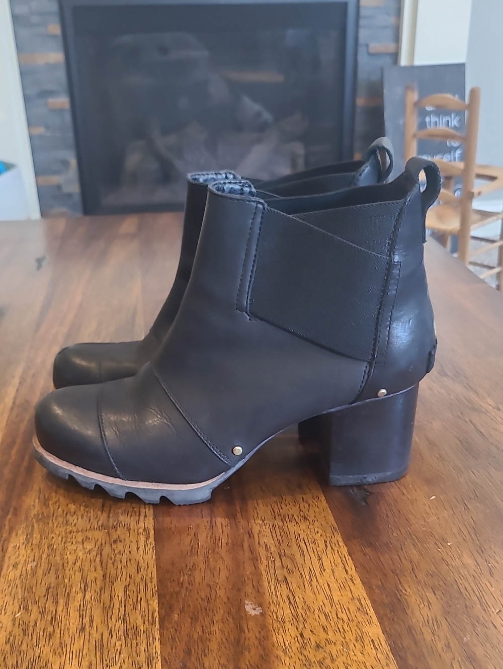 Sorel Addington Chelsea Boot in Black 8.5 - Picture 2 of 8